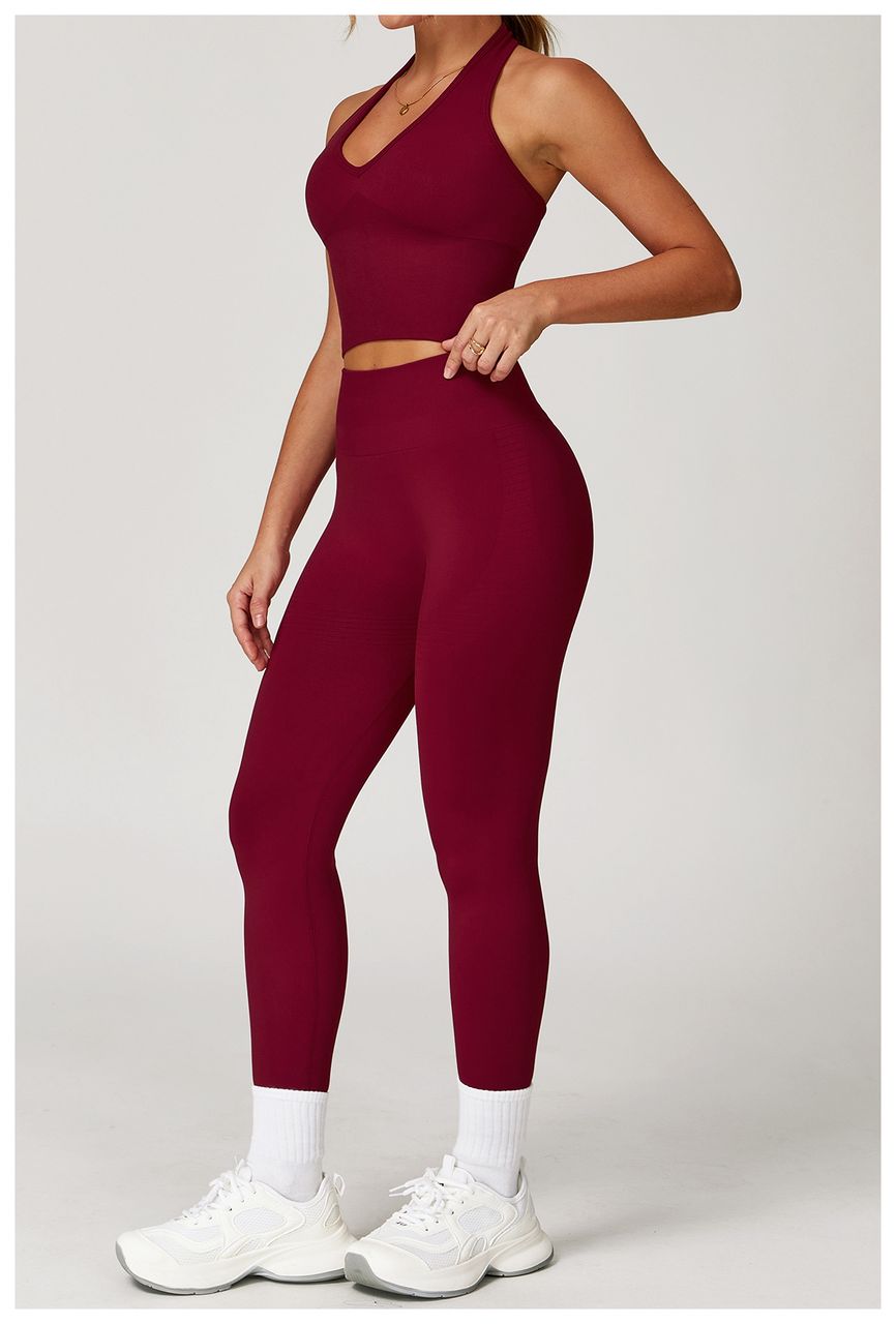 HERA Built-In Crop Top - Cherry